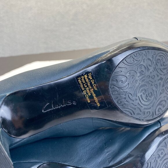 CLARKS Blue Leather Heels Pumps Women's Size 9.5M,Preppy - Picture 14 of 14